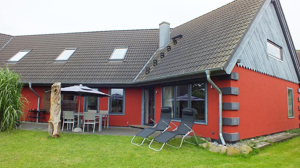 Rotes Haus Villa Brook Exteriör bild